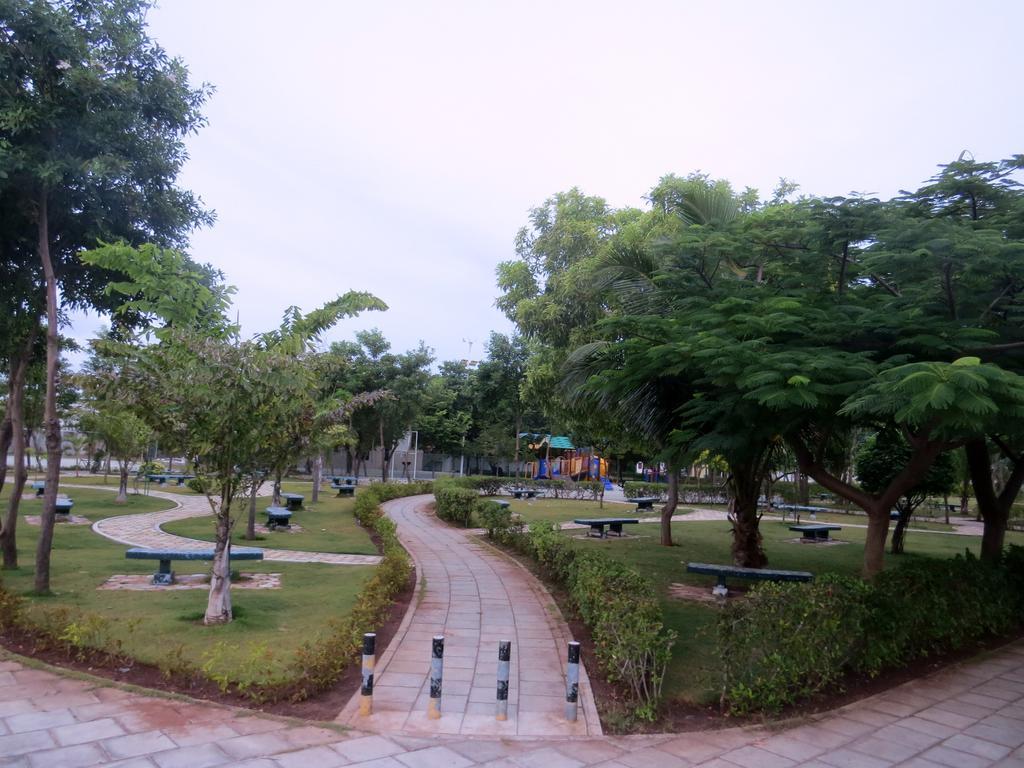 Coral Queen Inn Hulhumale Exteriör bild