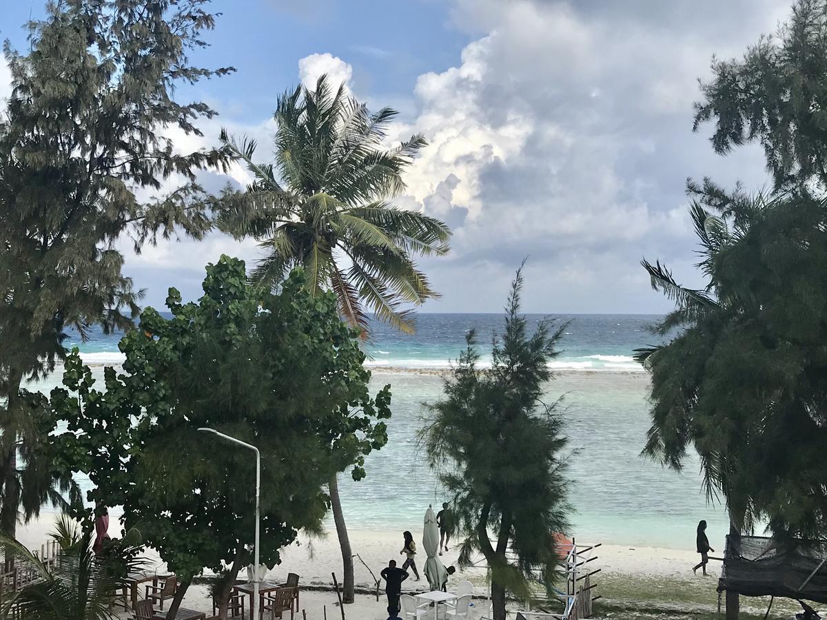Coral Queen Inn Hulhumale Exteriör bild